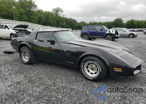 1981 Chevrolet Corvette из США, поврежденный, VIN 1G1AY8763BS401984